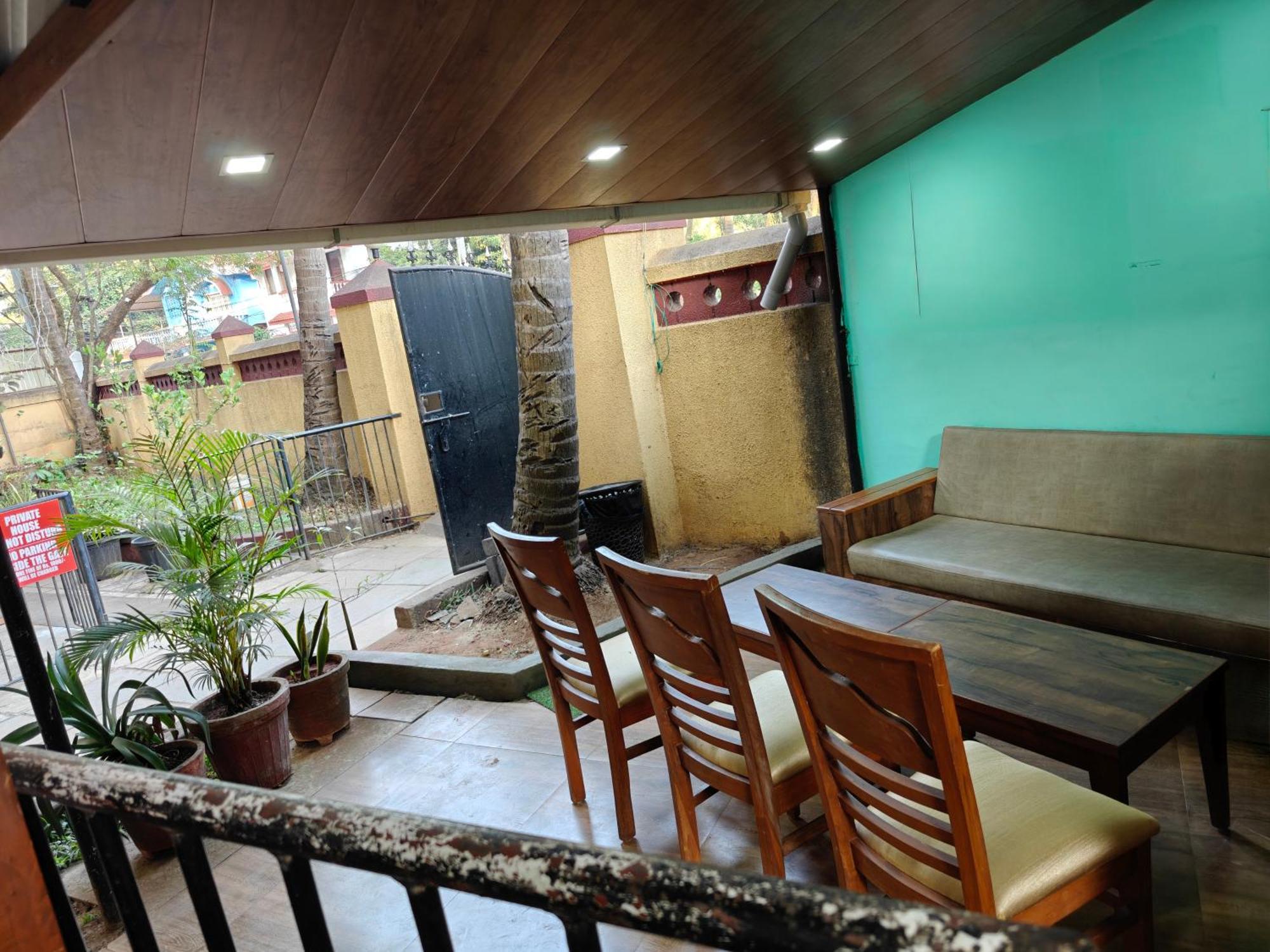 Ocean Walk Apartments 2Bhk Calangute Exteriör bild