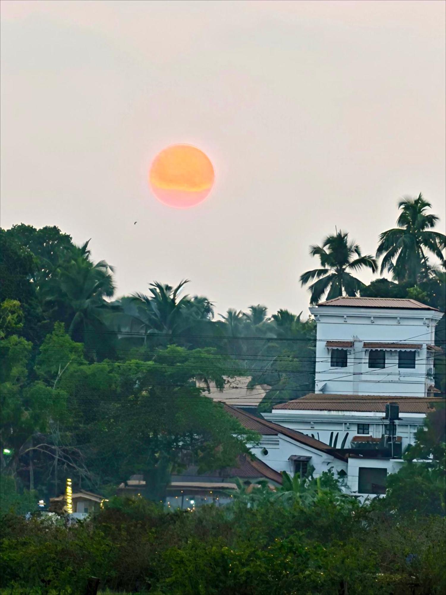 Ocean Walk Apartments 2Bhk Calangute Exteriör bild